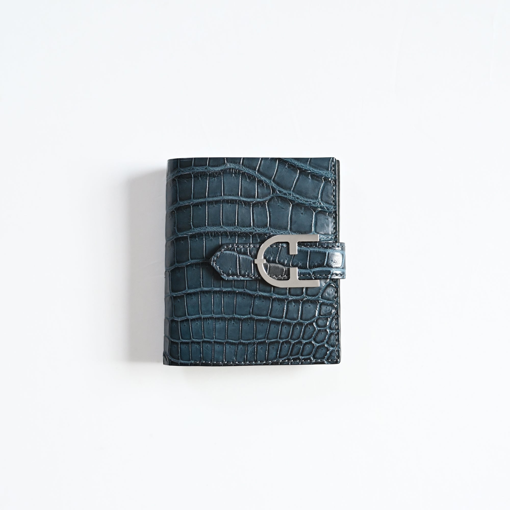 OUTLET《TRIONFAL PATH - TEAL BLUE》クロコダイル ミニマルウォレット