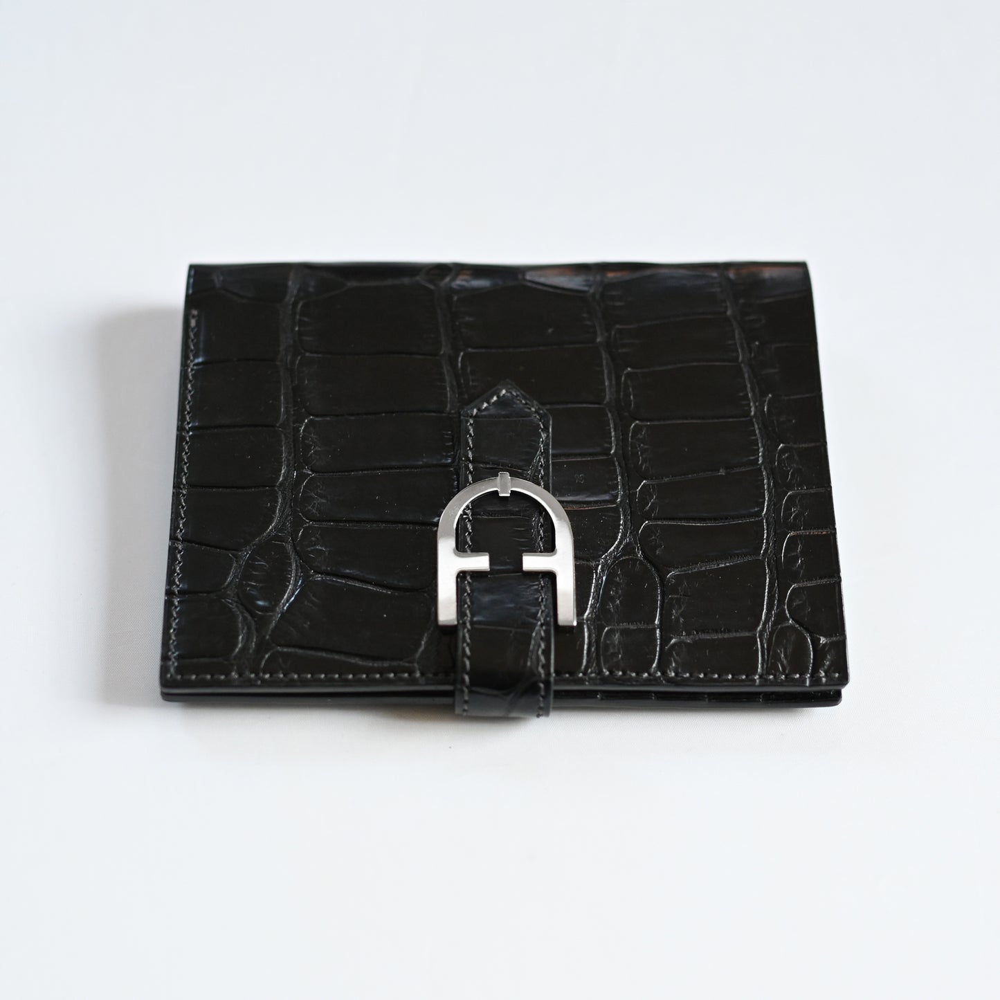 OUTLET《TRIONFAL FOLD - DIVA》クロコダイル二つ折り財布