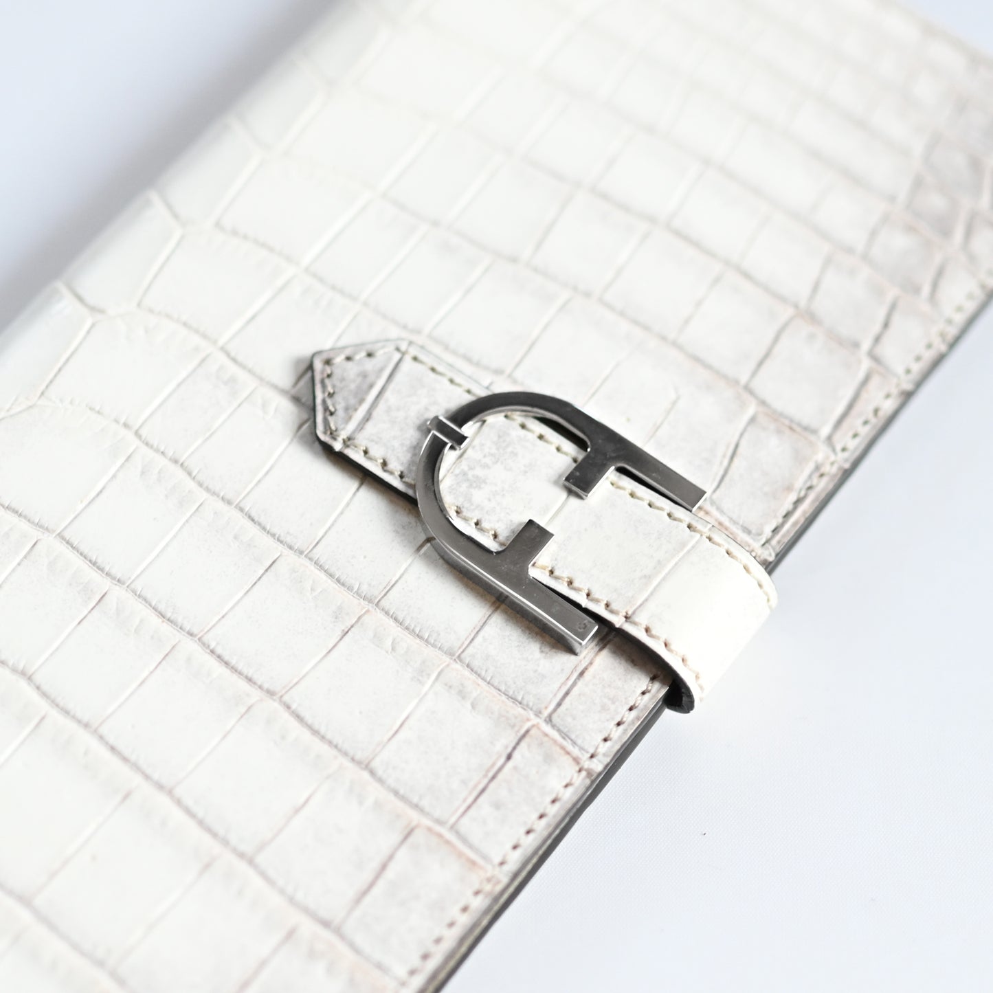 OUTLET《TRIONFAL LONG - HIMALAYA BIANCA》クロコダイル長財布