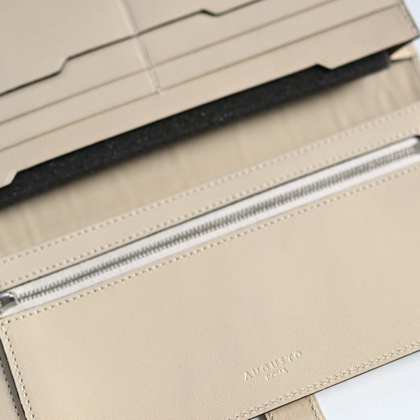 OUTLET《TRIONFAL LONG - HIMALAYA CENTRO》クロコダイル長財布